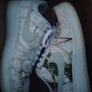 Mossy oak camo air force ones size 10.5